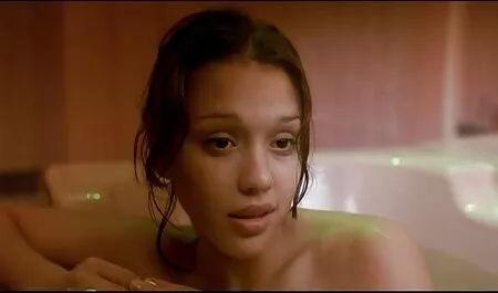 Linda Jessica cô gái tóc wap sex moi nhat vàng