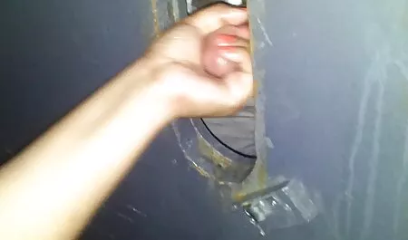 Tóc vàng, trong một mặt nạ mặc một trinh tiết vành phim jav nhat bản đai!