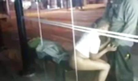 Cô gái, trong găng phim jav nhat tay cho bạn trai của cô