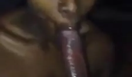 Dáng đẹp trong hồ bơi phim sex nam nhật bản