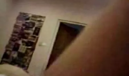 Cô ấy đến mát-xa phim sex mới nhật đã có một niềm vui trên trời.
