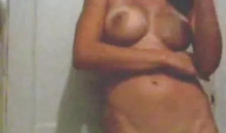 Sự đồi trụy con mèo có thể làm cho chỉ có một nam diễn viên sex nhật bản vài khéo léo di chuyển với bọt biển và đột quỵ tinh hoàn với hàm răng của mình, trong khi mình không ngủ người đàn ông đẹp trai đã sẵn sàng cho trận chiến.