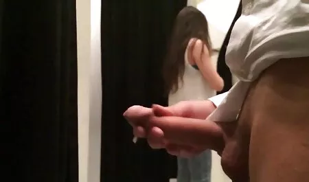 Chó bị mắc kẹt vào với cô ấy miệng nu dien vien sex nhat ban như một con đỉa