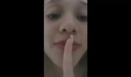 Tắm nắng và thủ dâm trên sex không che nhật bãi biển,