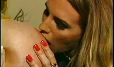 La đi với thiên nhiên thủ lặng nu dien vien sex nhat lẽ