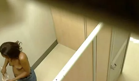 Cô dien vien nhat ban sex bé lông, trên giường,